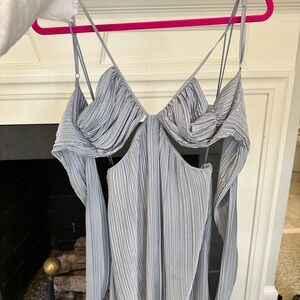 Zara Elegant Pleated Dress in Light Gray